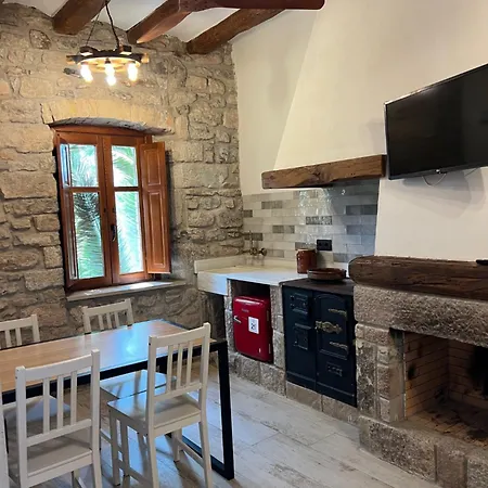 Casa rural Ca La Gracia Cabrianes